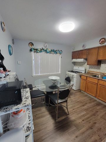 445 22nd Avenue, Bellwood, IL 60104