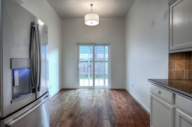 9859 Meadow Bend Lane, Houston, TX 77065