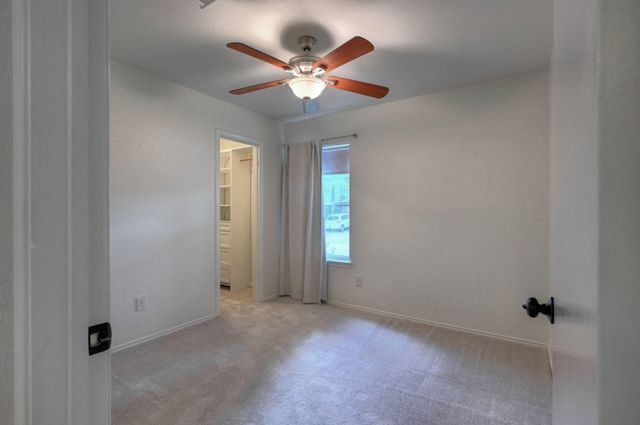 9859 Meadow Bend Lane, Houston, TX 77065