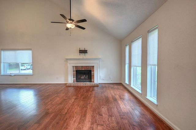 9859 Meadow Bend Lane, Houston, TX 77065