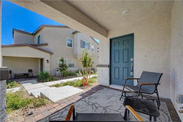 6318 Foxes Dale Street, Las Vegas, NV 89166