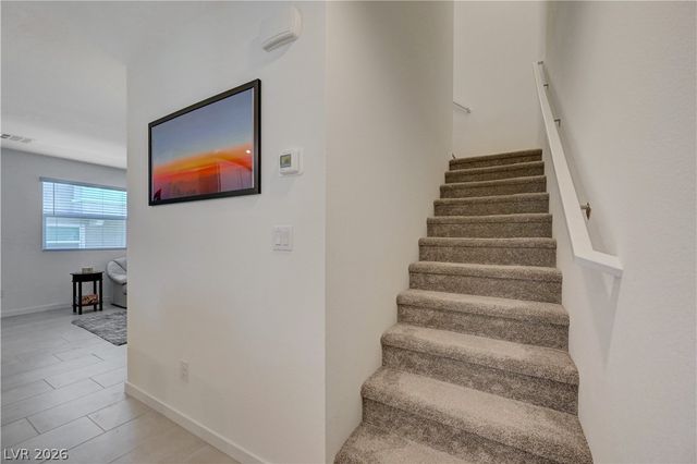 6318 Foxes Dale Street, Las Vegas, NV 89166