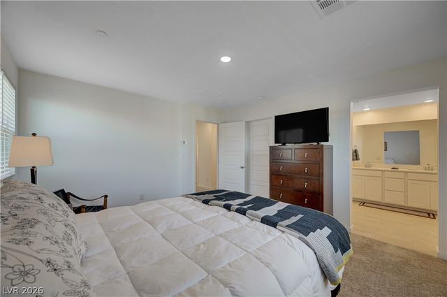 6318 Foxes Dale Street, Las Vegas, NV 89166