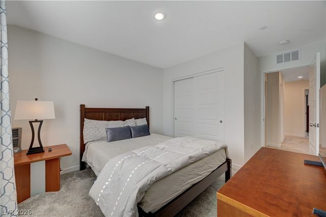 6318 Foxes Dale Street, Las Vegas, NV 89166