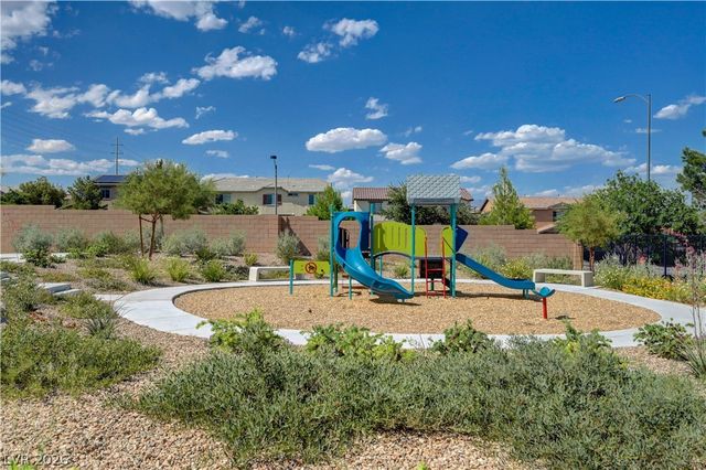 6318 Foxes Dale Street, Las Vegas, NV 89166