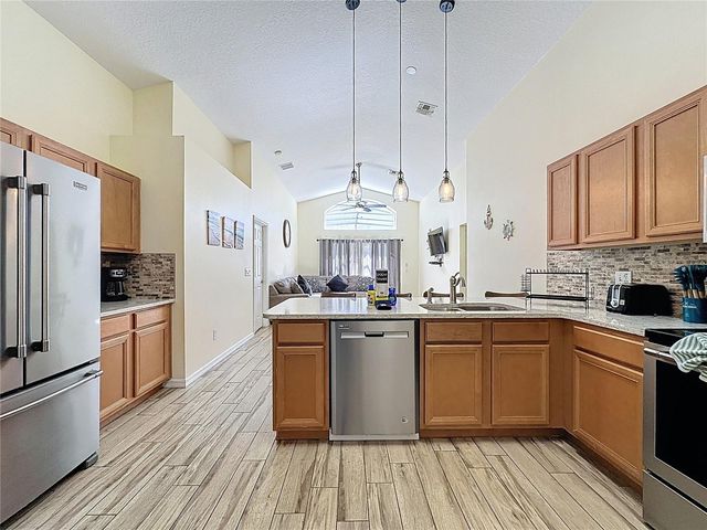 110 RUBINO DRIVE, Davenport, FL 33837