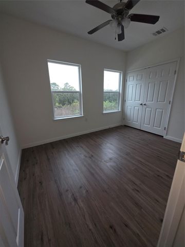 8810 Bent Oak Lane, Hitchcock, TX 77563