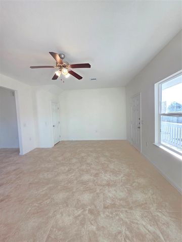 8810 Bent Oak Lane, Hitchcock, TX 77563