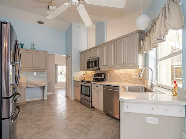 105 Day Drive, Sebastian, FL 32958