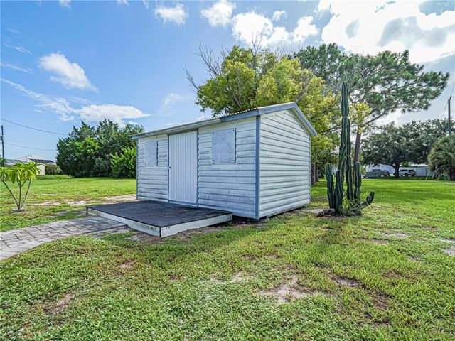 105 Day Drive, Sebastian, FL 32958