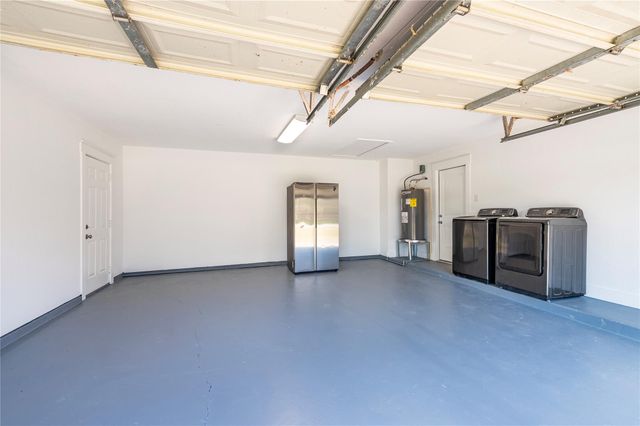 3426 E Meadow Lane, Dickinson, TX 77539