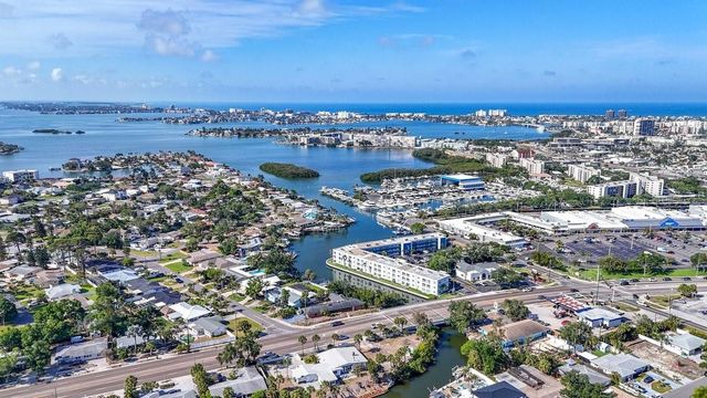 6650 HIBISCUS AVENUE S, South Pasadena, FL 33707