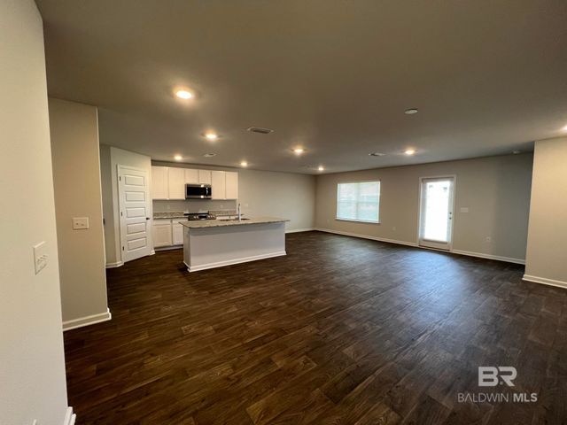 10685 Northern Dancer Court, Daphne, AL 36526