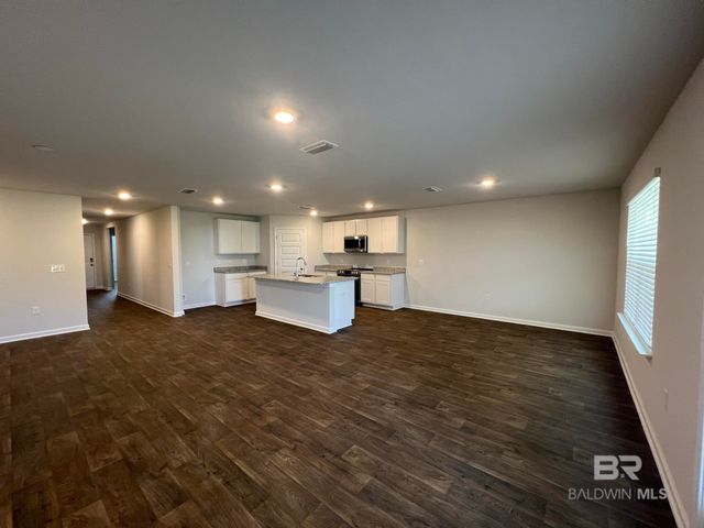 10685 Northern Dancer Court, Daphne, AL 36526