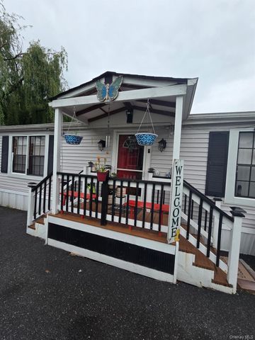 113 White Birch Trail, Bloomingburg, NY 12721