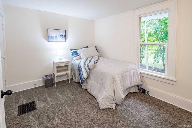 1126 Johnson Street, South Bend, IN 46628