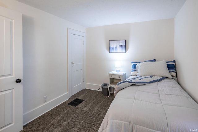 1126 Johnson Street, South Bend, IN 46628
