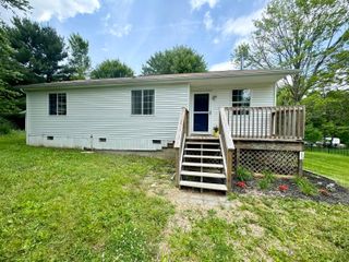 43 S Highland Court, Howard, OH 43028