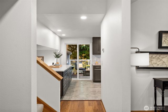 10526 181st Avenue NE, Redmond, WA 98052