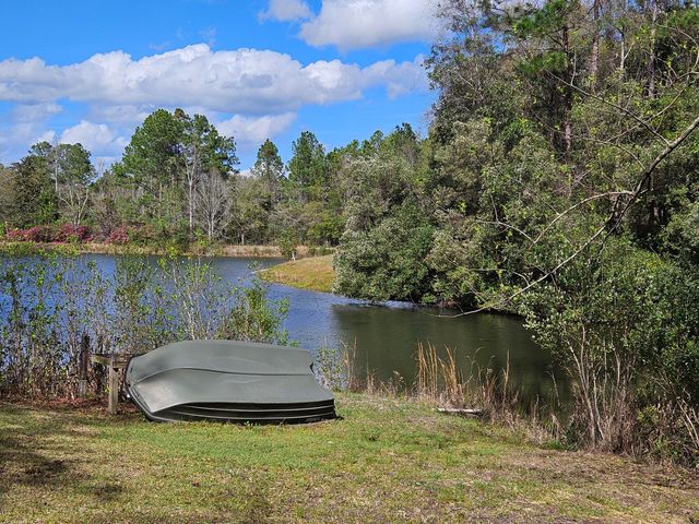 202 Shell Drive, Crestview, FL 32536