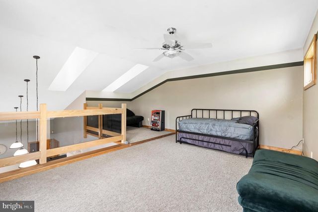 213 CROSS RD, Gilbertsville, PA 19525