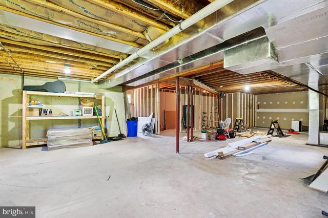 213 CROSS RD, Gilbertsville, PA 19525