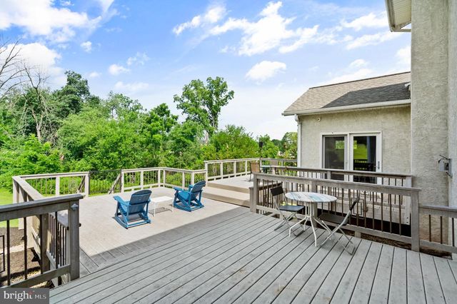 213 CROSS RD, Gilbertsville, PA 19525