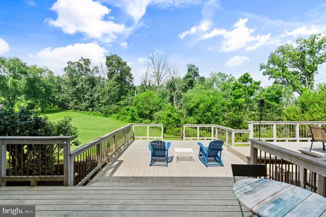 213 CROSS RD, Gilbertsville, PA 19525