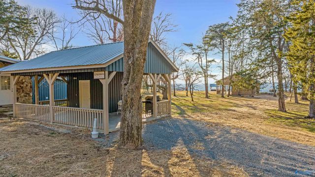 17871 County Road 89, Mentone, AL 35984