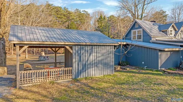 17871 County Road 89, Mentone, AL 35984