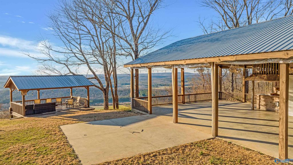 17871 County Road 89, Mentone, AL 35984