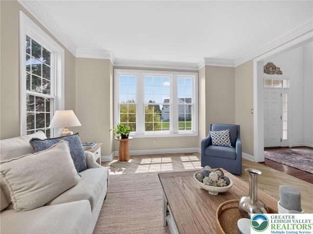 6819 Radcliffe Court, Lower Macungie Twp, PA 18062