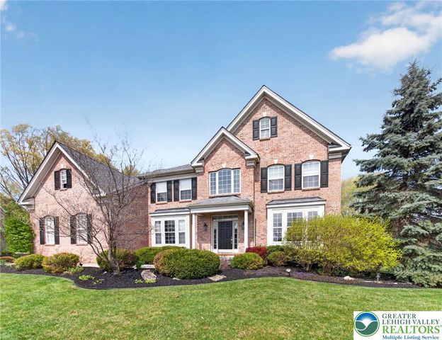 6819 Radcliffe Court, Lower Macungie Twp, PA 18062