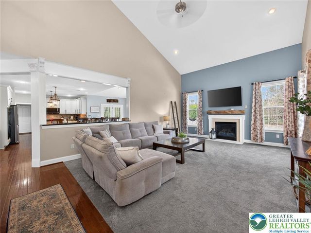 6819 Radcliffe Court, Lower Macungie Twp, PA 18062