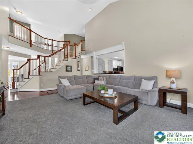 6819 Radcliffe Court, Lower Macungie Twp, PA 18062