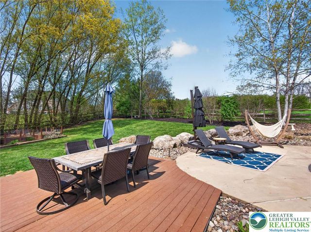 6819 Radcliffe Court, Lower Macungie Twp, PA 18062