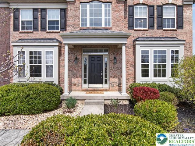 6819 Radcliffe Court, Lower Macungie Twp, PA 18062