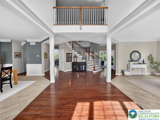 6819 Radcliffe Court, Lower Macungie Twp, PA 18062