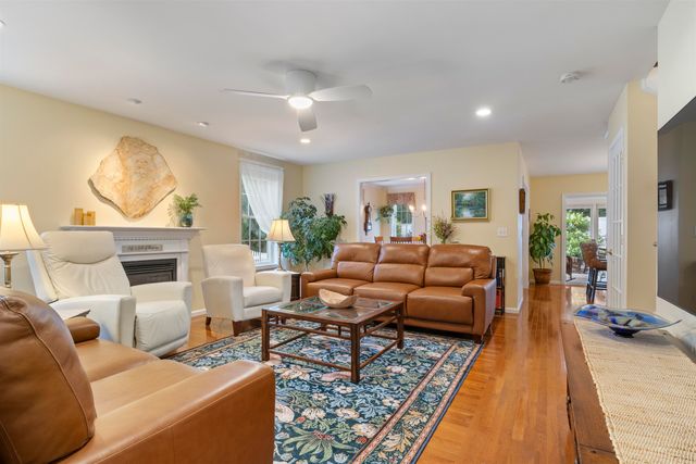 19 Melody Terrace, Dover, NH 03820