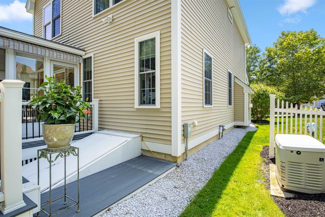 19 Melody Terrace, Dover, NH 03820