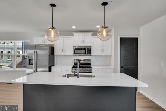 18 MORGAN CIR #006-01, Carlisle, PA 17013