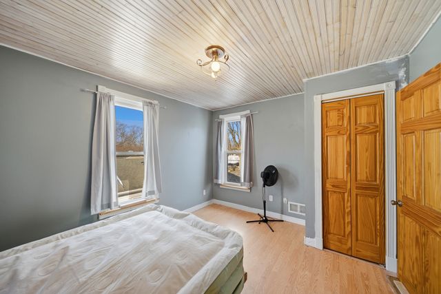 1507 W 9th Street, Dixon, IL 61021