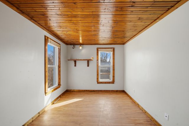 1507 W 9th Street, Dixon, IL 61021