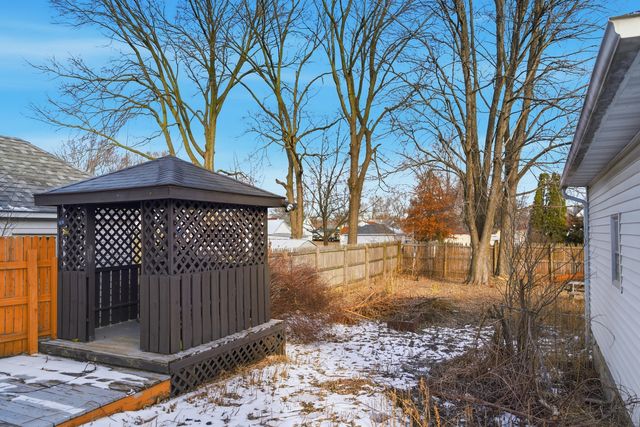 1507 W 9th Street, Dixon, IL 61021