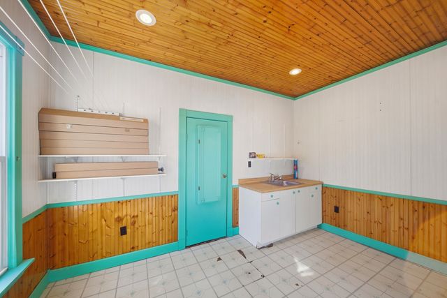 1507 W 9th Street, Dixon, IL 61021