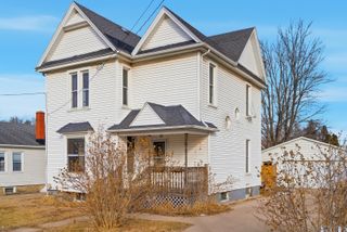 1507 W 9th Street, Dixon, IL 61021