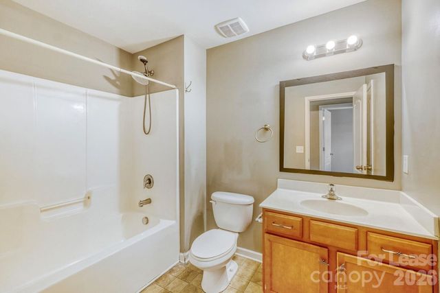 14419 Glendon Hall Lane, Charlotte, NC 28262