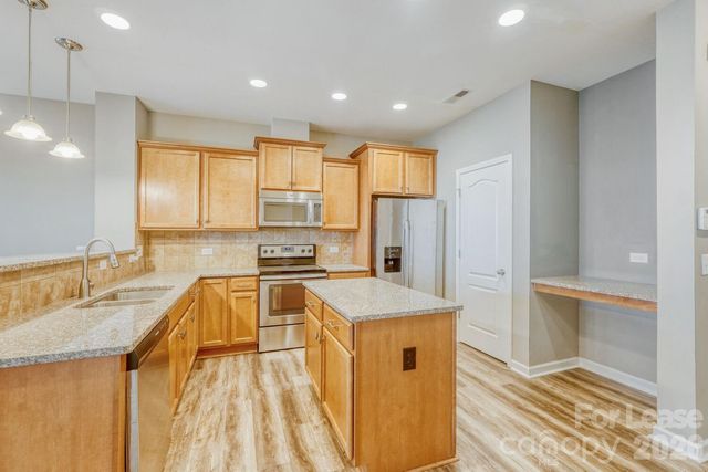 14419 Glendon Hall Lane, Charlotte, NC 28262