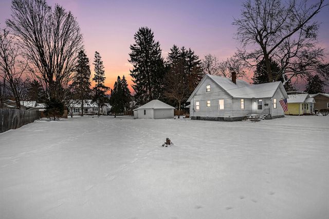 314 Chippewa Street, Buchanan, MI 49107