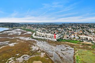 4013 Crown Point Dr 2, San Diego, CA 92109